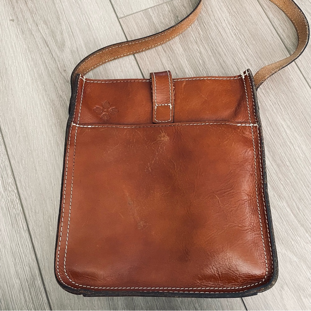 Patricia Nash Venezia Smooth Heritage Brown Leather Pouch Crossbody Bag - Picture 5 of 12